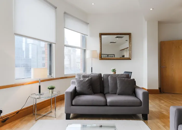 Monument By Excel Apartments London